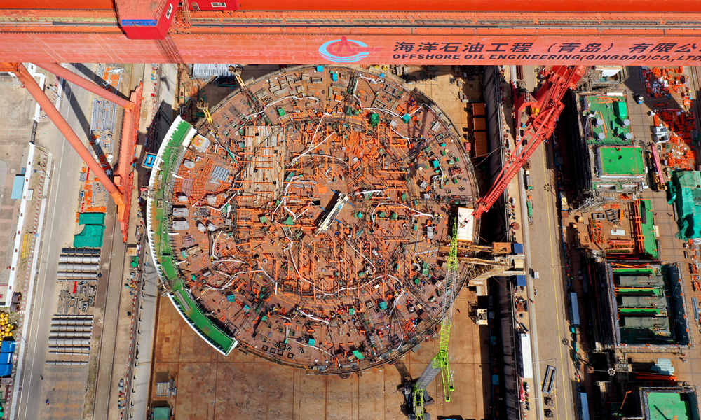 今年是青岛场地建造高峰年，预计累计运行项目29个，总工作量将超过23万吨，高峰期直接人力超过10000人。